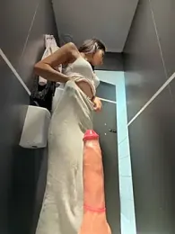 -MiaSweet- webcam stripchat model stream image