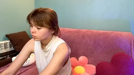CoralinaEastoy webcam model stream image