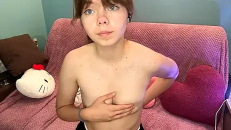 CoralinaEastoy webcam model stream image