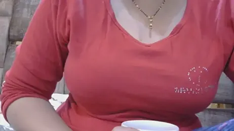 MilkyQueen69 webcam model stream image