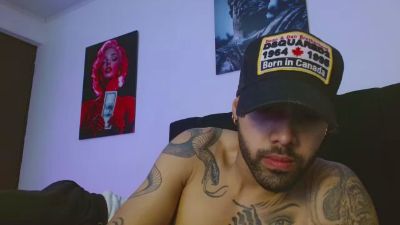 Hendry_ webcam model stream image