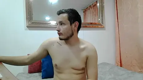 leoylia webcam model stream image