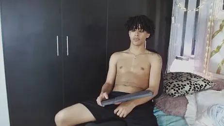 ian_smith_ webcam model stream image