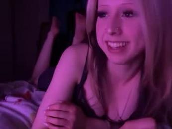 chrissylovexoxo webcam model stream image
