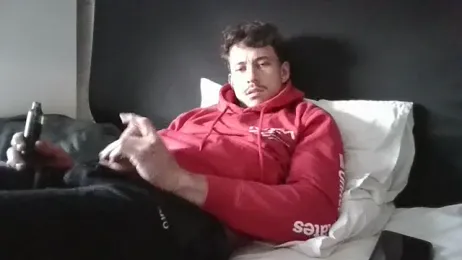 SneakySnake911 webcam model stream image