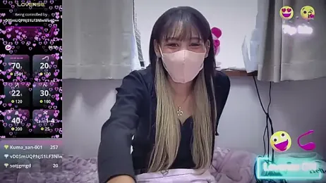 niina_1935 webcam stripchat model stream image