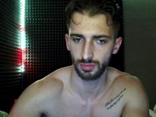 Elliot Watson webcam model stream image