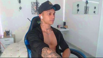 Leonard_Price webcam model stream image