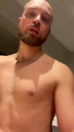Remdu68 webcam model stream image