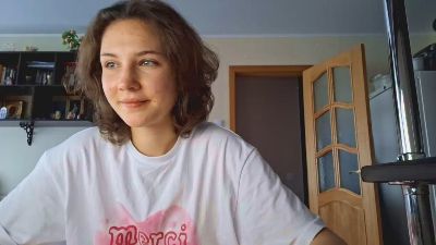 RoslynAngviano webcam cam4 model stream image