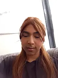 ZoeeMorettii webcam model stream image