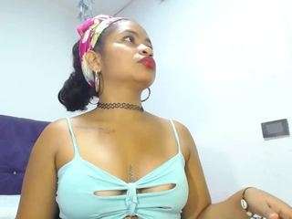 choco-milf webcam model stream image