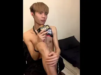 mumuowl webcam model stream image