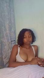 stellah19 webcam model stream image