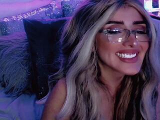 Skye Rhodes webcam model stream image