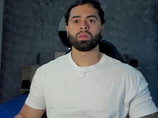 Jhordan Bell webcam model stream image