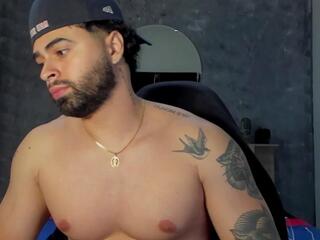 Jhordan Bell webcam model stream image