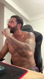 Saradoalto23 webcam model stream image