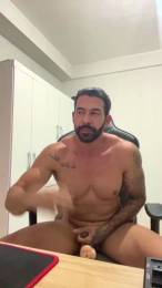 Saradoalto23 webcam model stream image