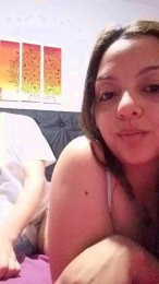 Recuvil webcam model stream image