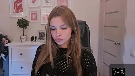 Roxana_Wet_ webcam model stream image