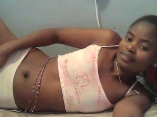 cute-marianna webcam model stream image