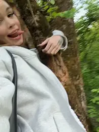 Street_young webcam model stream image