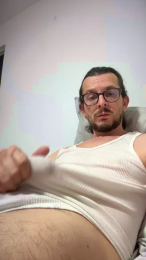 Tonypazer webcam model stream image