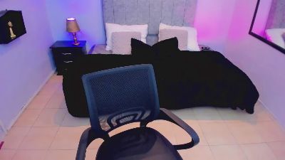 Lana_stone_ webcam model stream image