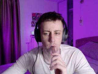 Brell Justice webcam model stream image