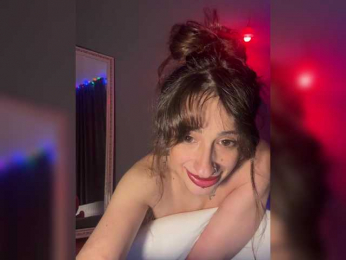 uwu-Monica webcam model stream image