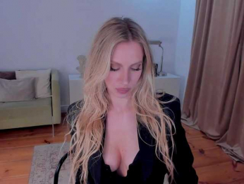 Basicinst1nct webcam model stream image