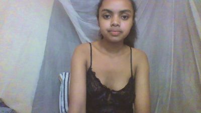 Ashleyze webcam model stream image