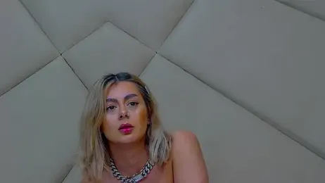 ChloeFrost webcam model stream image