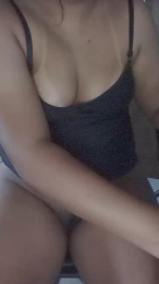 Lailamello webcam model stream image