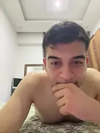 Can889988 webcam model stream image