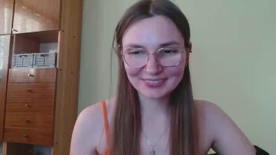 EllyHEARTx webcam model stream image