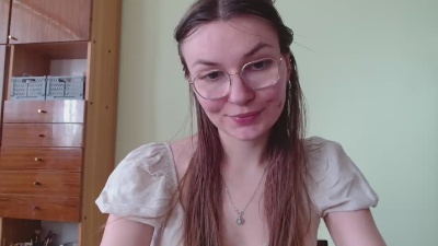 EllyHEARTx webcam model stream image