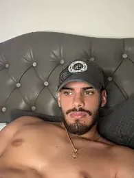 Derek_master webcam model stream image
