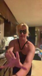 Eyew1llsow_u webcam model stream image