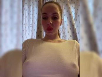 Kikilaky webcam model stream image