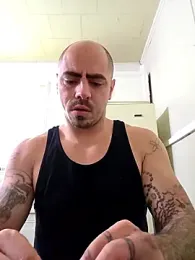 Fitdaddysplayroom webcam model stream image