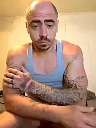 Fitdaddysplayroom webcam model stream image