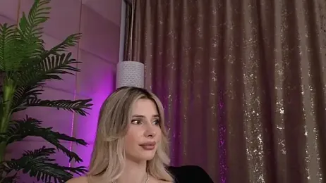 Elliblue webcam model stream image