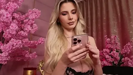 Elliblue webcam stripchat model stream image