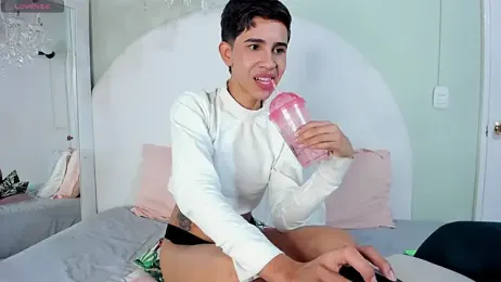 JoshuaSanzz webcam model stream image