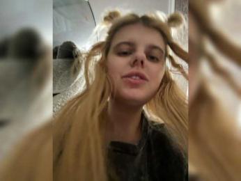 vitaminka-cc webcam model stream image