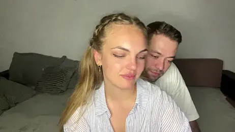 deeplookscouple webcam model stream image