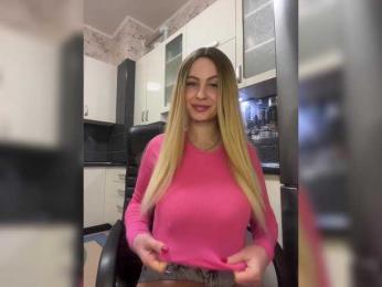 your_girlfriend webcam bongacams model stream image