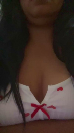 Madlen_ webcam model stream image